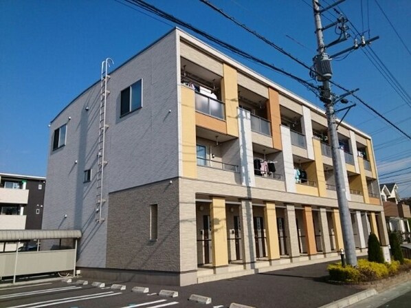 レジェンドXIVの物件外観写真